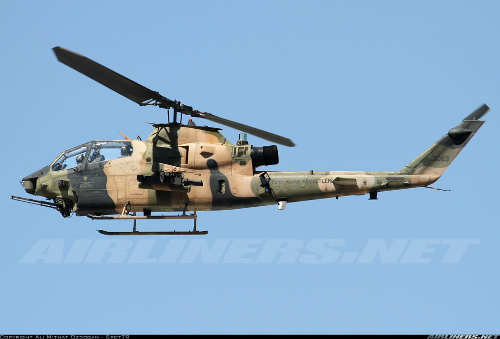 کبراتاو AH-1P
